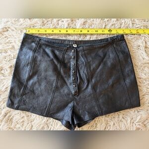 Vintage Leather Short Shorts / Hot Pants (Cheeky!!!) | Black, SM (Approx Size 4)